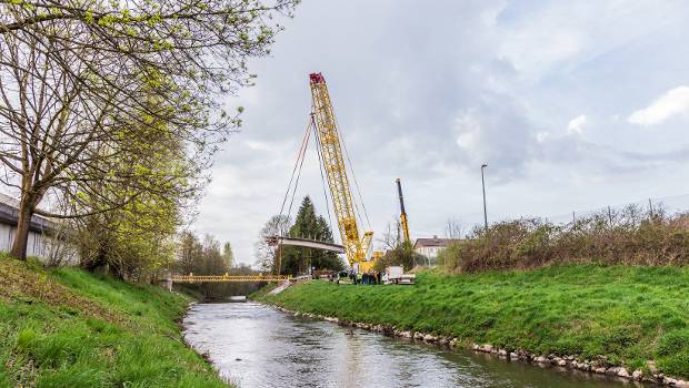 Terex réalise un levage « béton » en Allemagne