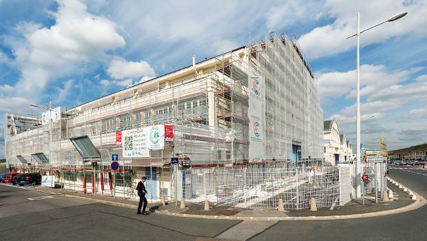 Le Bourget : rénovation exemplaire des hangars aéronautiques Lossier