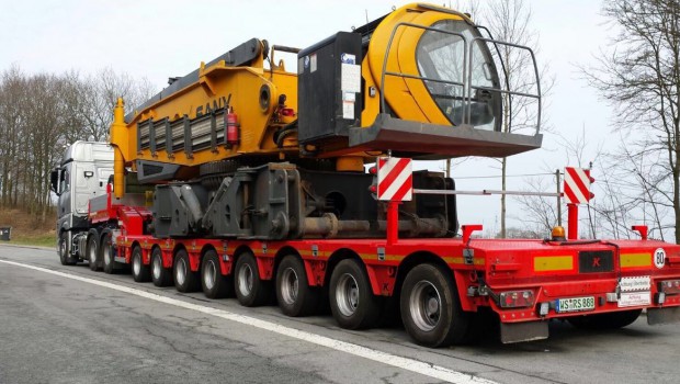 Les semi-remorques Kässbohrer en route pour Bauma