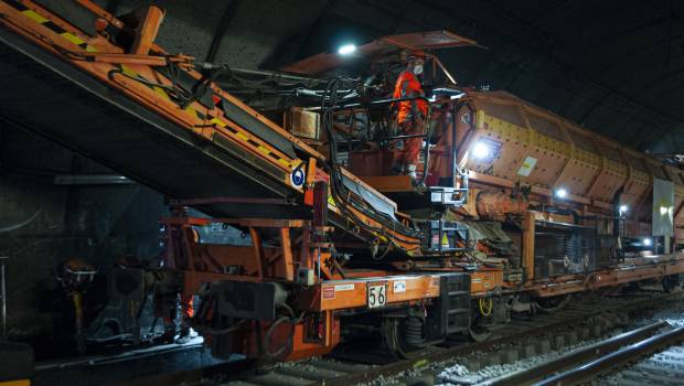 Colas Rail : la « chenille » fait surface