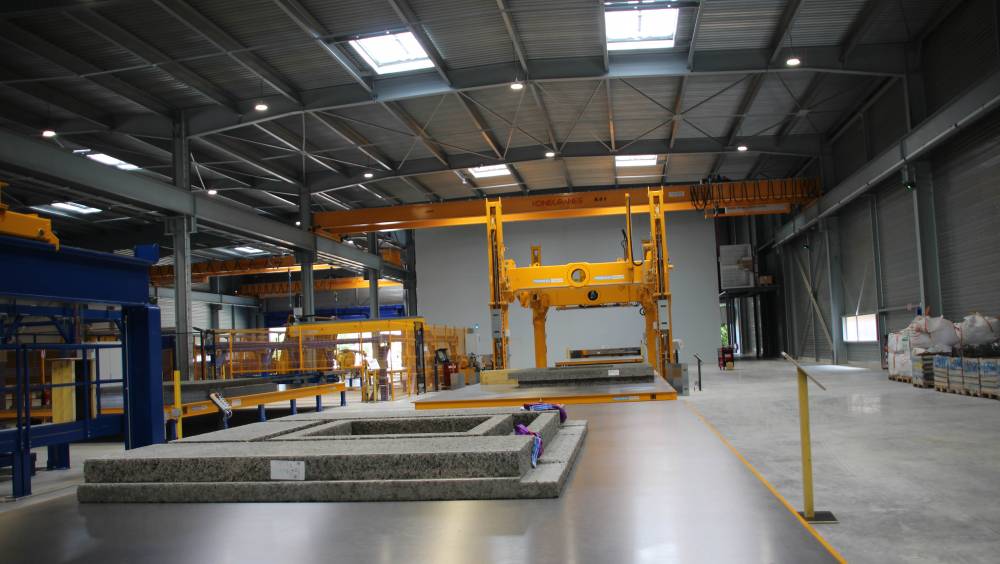 Spurgin ouvre une nouvelle usine dédiée à la préfabrication de murs en béton de bois