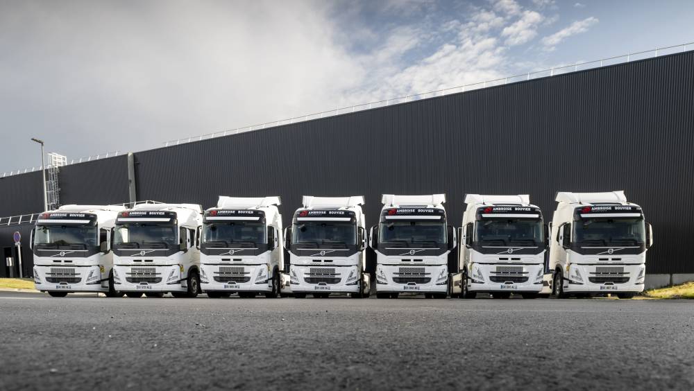 Volvo livre 8 camions électriques au transporteur Ambroise Bouvier