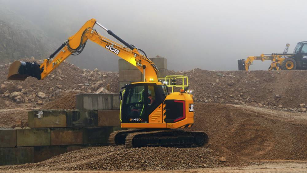 La JCB 145XR vise au cœur du marché français