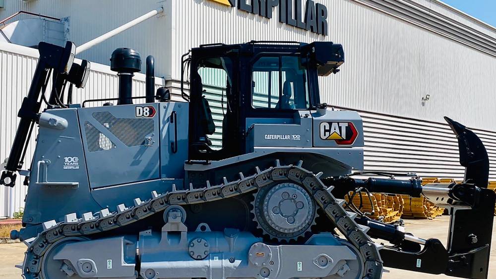 Caterpillar revient à sa couleur originelle