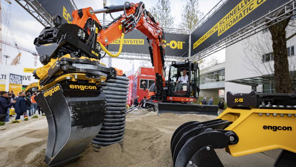 Engcon et sa 3e génération de tiltrotateurs à Bauma