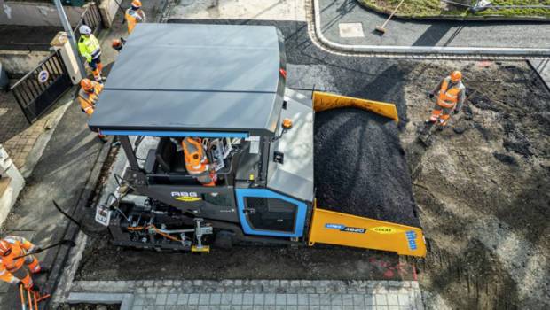 Des finisseurs électriques éprouvés par Colas à Dunkerque et Strasbourg